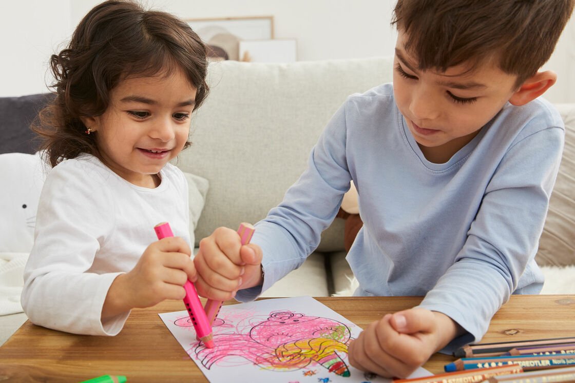 Color pintura infantil dibujo arte, niño, azul, niño, mano png