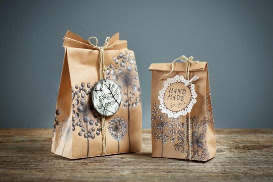 DIY gift bags in a natural look