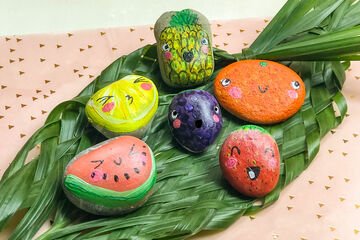 Kawaii Obst aus Steinen
