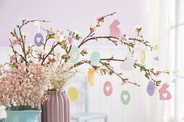 Colourful DIY decorations for Easter made of FIMOair light