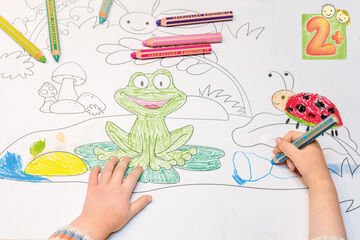 Noris junior: el lápiz de color, de cera y acuarelable para niños