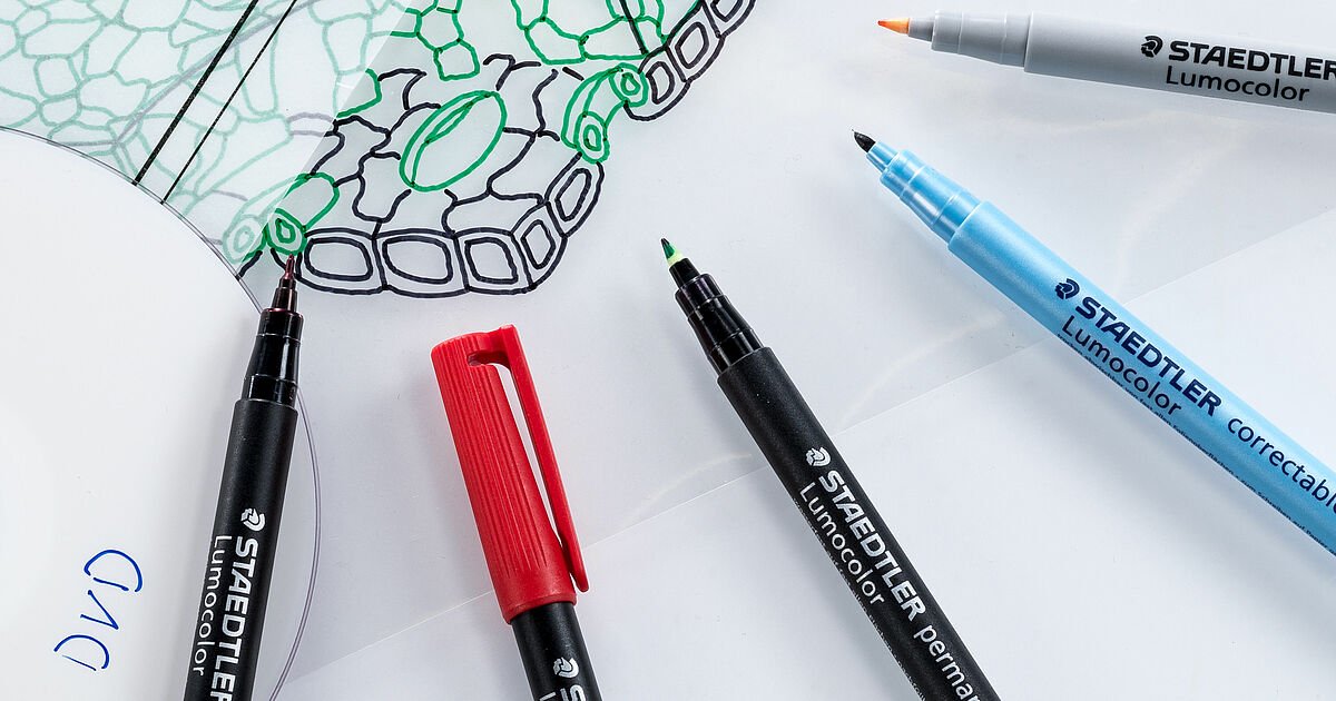 Universal pen Lumocolor from STAEDTLER is aimed at numerous target