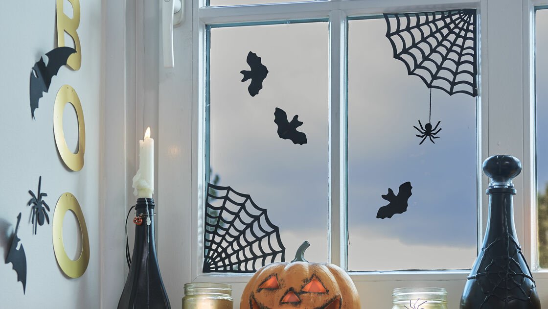 FIMO leather-effect- Halloween decoration - spider web