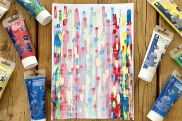 Criatividade com tintas para pintura de dedo - instruções de pintura para crianças