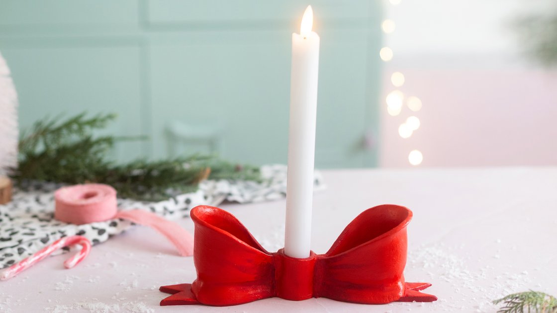 Festive FIMOair Bow Candle Holder
