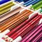 Gratnell Tray mit 288 Buntstiften in 12 sortierten Farben und 6 Metallspitzern