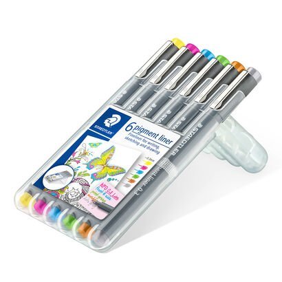 Caixa STAEDTLER contendo 6 pigment liner em cores sortidas (amarelo, fúcsia, azul-claro, verde-claro, marrom-claro, cinza), espessura do traço de aprox. 0.3 mm